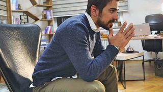 Tuncay Ozturk, impresionat de lacrimile romanilor care l-au plans pe Regele Mihai! Fostul sot al Andreei Marin a fost la ceremonia funerara de la Palatul Regal!