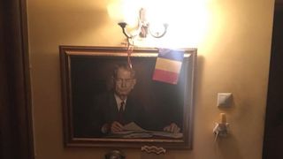 Carmen Tanase i-a adus un elogiu Regelui Mihai pe retelele de socializare. Raspunsurile Emiliei Popescu si Ronei Hartner tradeaza ca sunt tot monarhiste