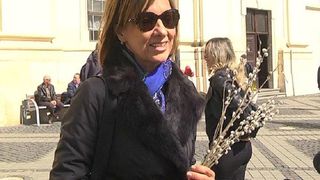 Carmen Iohannis a participat singura la slujba de Craciun de la Biserica romano-catolica din centrul Sibiului