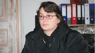 In vara i-au murit 4 copii! Ce face acum cu lucrurile lor mama fratilor din Viisoara, morti intr-un accident rutier! E dureros cum isi alina durerea