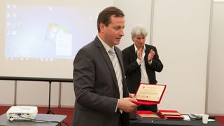 Profesorul sinucigas de la Iasi era un dusman al comunistilor si securistilor! Bogdan Maleon a semnat o petitie prin care se cerea reducerea pensiilor acestora!