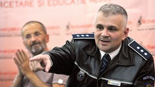 Christian Ciocan, fostul purtator de cuvant al Politiei Capitalei, este in doliu de Sarbatori: &bdquo;I-am purtat si o sa-i port mereu recunostinta. Considera ca sunt cel mai bun din Romania, fara pile&rdquo;