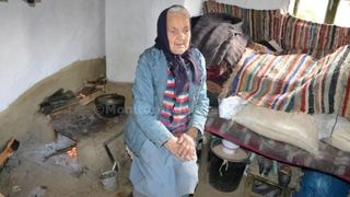 Ti se rupe sufletul! Batranica asta traieste cu 100 de lei lunar: "Azi am mancat o para cu paine!&rdquo;
