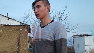 Descoperire macabra in prima zi din an. Si-a ingropat concubina de vie in gradina din spatele casei. Fiul ucigasului l-a ajutat