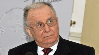 Fostul presedinte Ion Iliescu, indurerat la aflarea vestii mortii unui fost consilier si prieten apropiat: “II vom pastra o calda amintire”