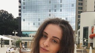 Imaginea postata de Monalisa, care a impresionat acum pe toata lumea! Poza e facuta in vara, inainte ca tanara sa afle ca are cancer