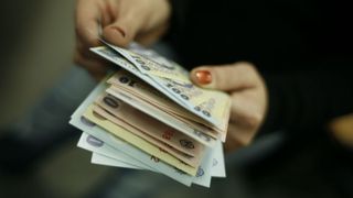 Veste uriasa de la alesii Statului - Ei sunt angajatii carora le vor creste alocatiile cu peste 61% - Te numeri printre ei?