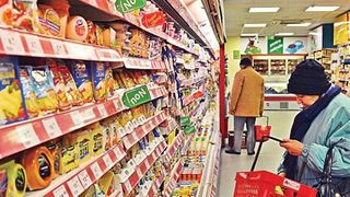 Inflatia in Romania creste ca Fat Frumos! Iata cat de mult au crescut preturile alimentelor, fata de anul trecut!