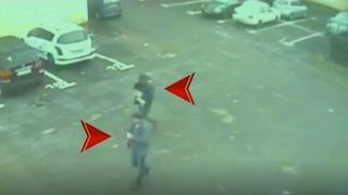 Au pus deoparte bani pentru a-i lua un apartament fiicei, dar hotii au furat tot!