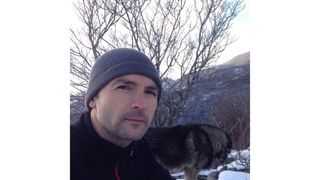 Un pompier din Gorj a disparut de acasa. Nimeni nu mai stie nimic de el inca de duminica. Sefii il trimisesera acasa pentru ca “l-au vazut abatut”