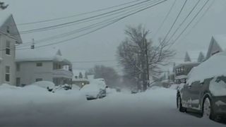 Alerta in Romania! Meteorologii au emis Cod galben de ninsoare si vant in 12 judete. Mai multe scoli vor fi inchise