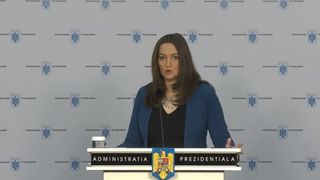 Purtatoarea de cuvant a lui Klaus Iohannis a devenit mama! Fosta jurnalista e casatorita cu pilotul presedintelui