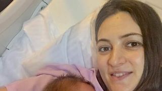 Madalina Dobrovolschi si fetita ei (foto: Facebook)