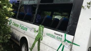 Accident deosebit de grav! 11 morti si 44 de raniti dupa ce un autocar s-a izbit de copacii de pe marginea drumului!