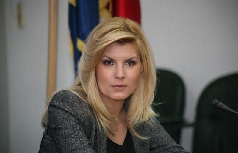 Elena Udrea urmeaza sa devina mama pentru prima data! Cine este tatal copilului!