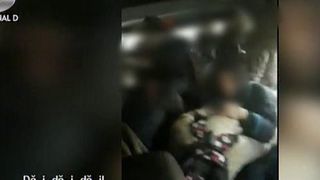 Caz socant in Buzau! O fetita de 12 ani, batuta mar de un coleg de clasa in microbuzul scolar. "Nasul il avea facut praf, o durea stomacul, abia mai mergea, avea vanatai pe picioare"