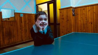 Impreuna pentru Mihnea! Un baietel de 7 ani are nevoie de ajutorul nostru ca sa duca o viata normala! Operatia costa 100.000 de euro! Foto!