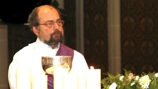 "Diaconul mortii" a recunoscut ca a omorat intre 10-20 de pesoane: "Am vrut sa ii scap de suferinte"