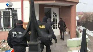 Perchezitii de amploare in 3 judete din tara! Doi soti din Cluj aprovizionau ilegal dependentii din Statele Unite cu sedative si hipnotice