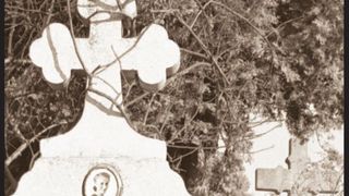 Razbunarea crunta a unui militar din Brasov care si-a gasit sotia in pat cu colegul lui de garnizoana. Copiii au intrat in pamant de rusine cand au vazut asta. Niciun roman nu a mai facut asa ceva