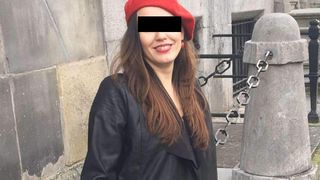 Ea este femeia injunghiata de sot, in gradinita din zona Iancului! Se numeste Nicoleta Botan si este chiar patroana gradinitei. Victima e in stop cardiorespirator, iar medicii incearca sa o resusciteze