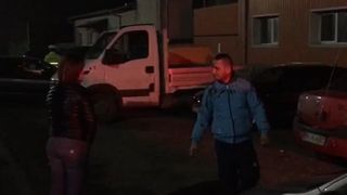 Un agent de politie s-a urcat beat la volan, iar in urma lui a lasat dezastru: “Am luat-o un pic pe ulei”