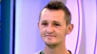 Cosmar fara sfarsit pentru o fetita din Vaslui! A fost abuzata de patru ori de acelasi proxenet. Ironic, micuta era internata intr-un centru de ocrotire a minorilor