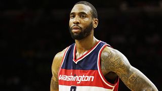 Cine era baschetbalistul care si-a pierdut viata alaturi de sotie intr-un tragic accident rutier - Ea era o cantareata apreciata, el un sportiv de exceptie