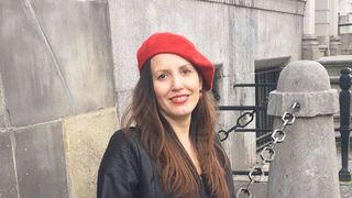 Nicoleta Botan, directoarea de la gradinita ucisa de sot, a fost condusa pe ultimul drum de sute de vasluieni. Un oras intreg a varsat lacrimi pentru ea - Durerea a fost una fara margini