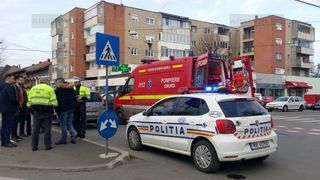 Un politist aradean a fost lovit cu masina condusa chiar de barbatul pe care urma sa-l amendeze