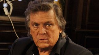 Ce a facut Florin Piersic la mormantul fostei sotii! Se implinesc 9 luni de cand Tatiana Iekel s-a stins din viata