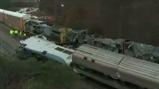 Tragedie feroviara in SUA! Doi oameni au murit iar numarul ranitilor se apropie de suta!