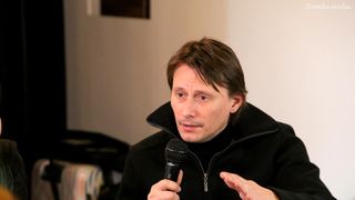 Marius Manole, cel mai mare tanar actor roman, este jignit pentru ca iese la proteste: „Ne-am dat seama ca nu sunteti decat o jigodie platita de Soros”