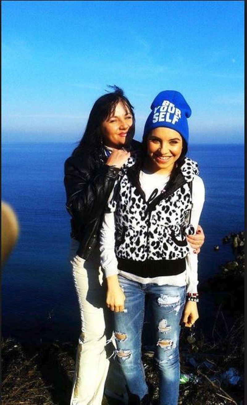 Mariana Sarkany a petrecut Ziua Indragostitilor la mormantul fiicei