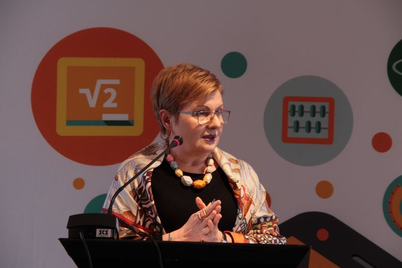 Dana Deac, zilele trecute, la o conferinta