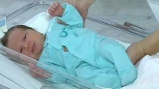 Comuna care bate toate recordurile privind natalitatea. Satenii se mandresc cu cei mai multi copii pe metru patrat din Romania