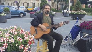 Medicii vor sa ii taie un picior! Drama prin care trece un cunoscut solist din Timisoara