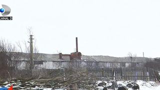 Topitarie de aluminiu, chiar langa gradinita! Parintii se tem pentru sanatatea copiilor lor - Aerul este toxic, iar garda de mediu nu inchide atelierul