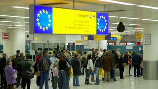 17% din populatia Romaniei a plecat din tara in ultimii ani! Suntem pe locul doi in lume la emigrare, dupa Siria!