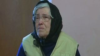 Mama barbatului omorat de catre tanarul libian este distrusa de durere! "A murit ca una caine, mama!"