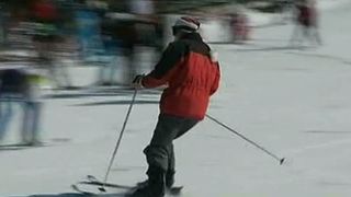 La oras se tremura de frica zapezii, dar pe partii este veselie! Mii de turisti s-au bucurat de ultimele zile ale iernii!