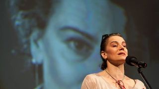 Maia Morgenstern s-a accidentat pe scena! Actrita si-a rupt mana si a ajuns la spital!