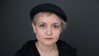 Actrita Dorina Chiriac sare la gatul unui cunoscut prezentator: &rdquo;Un smenar TV de alba-neagra&rdquo;