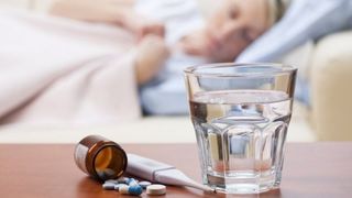 Patru barbati si doua femei, rapusi de gripa! Numarul deceselor a ajuns la 68