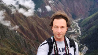 Un italian care munceste de doi ani in Romania ne-a vizitat toata tara! ''Nu cred sa existe in toata Europa asa ceva..."