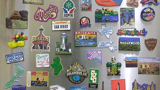 Ai si tu magneti pe frigider? Oamenii de stiinta trag un semnal de alarma: te-ar putea ucide!