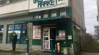 Barbatul care a injunghiat o vanzatoare din Arad a fost retinut in apropierea Vamii Nadlac