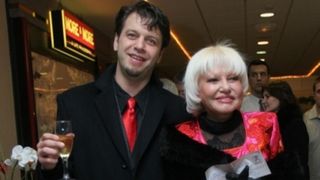 Cum l-a cunoscut Israela Vodovoz pe Liviu! "Era cam baut, altfel nu m-ar fi abordat!" Momentul pare desprins dintr-un film de dragoste!