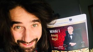 Cele mai tari fotografii cu Regele Mihai, pe care nu le-ai vazut niciodata! Fotograful Cristian Radu Nema a pus 170 de imagini cu Majestatea Sa intr-un album spectaculos! Foto!