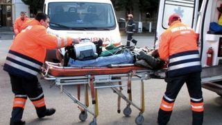 Trei copii au ajuns in stare grava la spital dupa ce au fost otraviti cu gogosi facute chiar de mama lor. Ce s-a intamplat